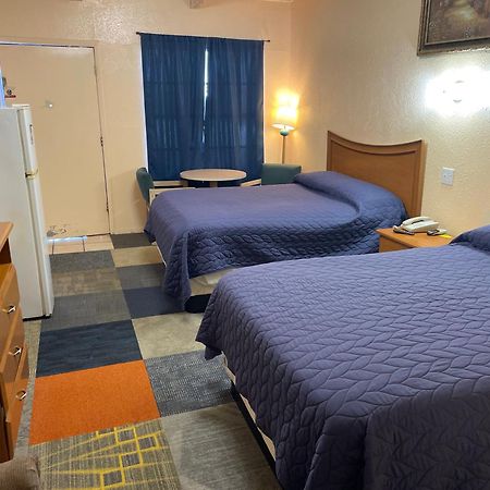 Relax Inn Goldthwaite Экстерьер фото