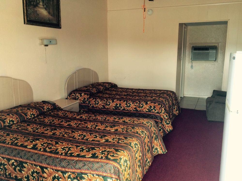 Relax Inn Goldthwaite Экстерьер фото